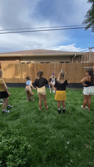 딸을 위해 케데헌 생일파티를 연 미국 엄마 | 인스티즈