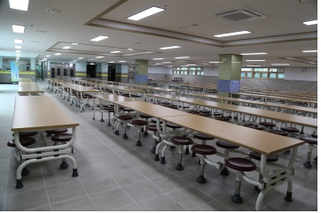 혼밥의 달인들도 힘들어한다는 식당 | 인스티즈