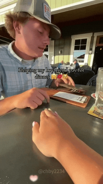 남자친구 결제하는데 보태려고 ㅎㅎ | 인스티즈