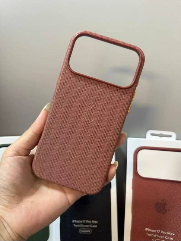 아이폰 17 새 케이스라는데.. 디자인 왜 이래? [1일IT템] | 인스티즈