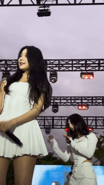 백지헌은 유명한 큐티섹시 가수임.gif | 인스티즈