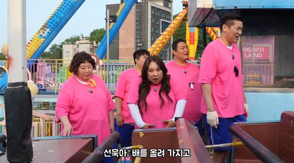 200kg 거구가 바이킹을 타면 생기는 문제.jpg | 인스티즈