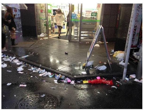 딱 봐도 보이는 한국과 일본의 할로윈 뒷처리 차이..jpg | 인스티즈