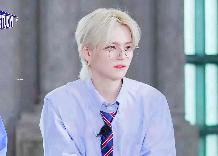 트레저 요시는 한국인이고 스키즈 필릭스는 혼혈 아닌 게.. 충격인 달글... | 인스티즈