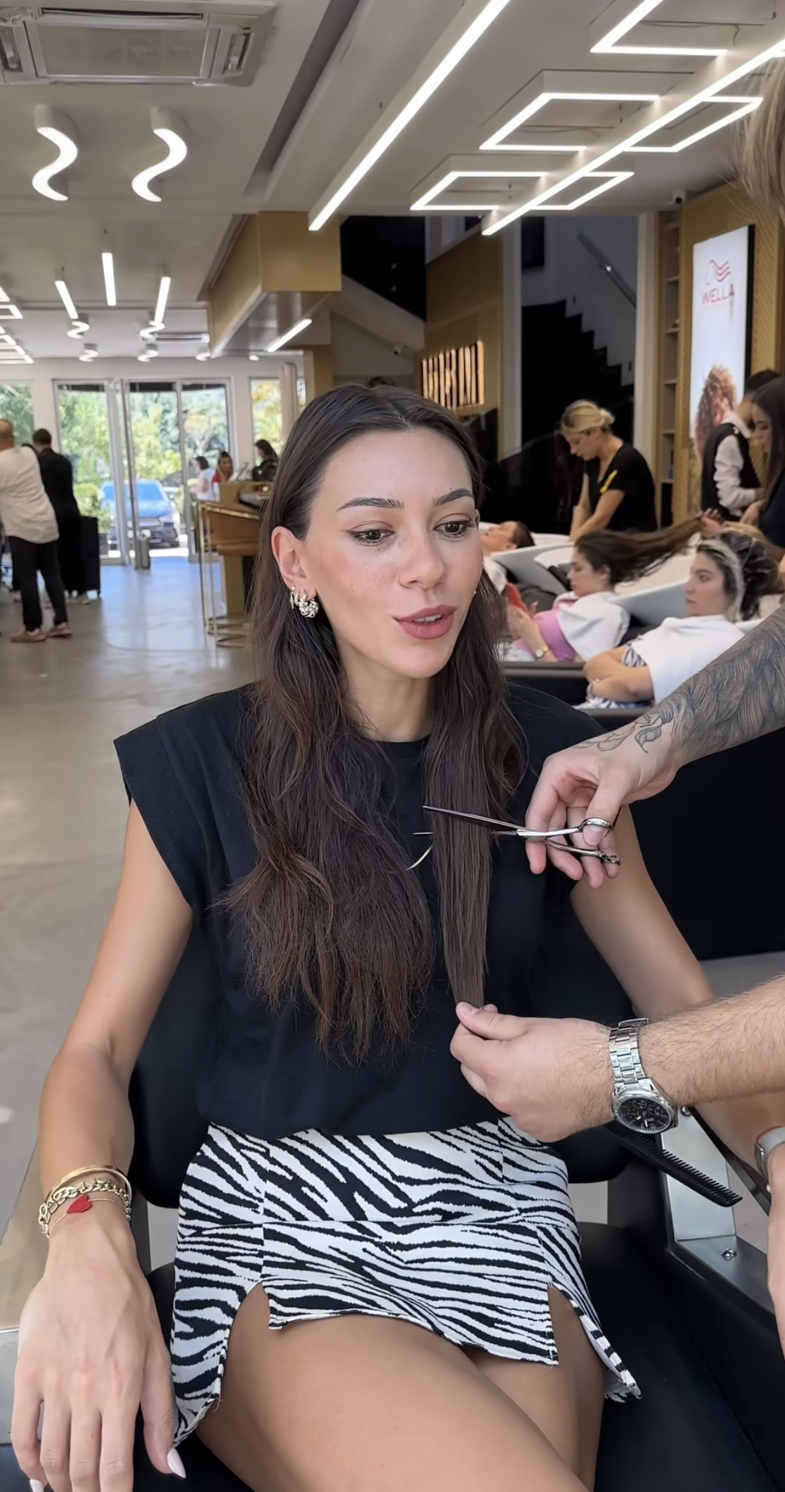 머리 진짜 잘 하는 것 같은 미용사 .jpg | 인스티즈