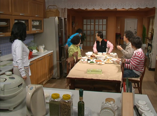 가족같은 친구네 가족단톡방에 안껴줘서 진짜 서운해서 울었어 | 인스티즈