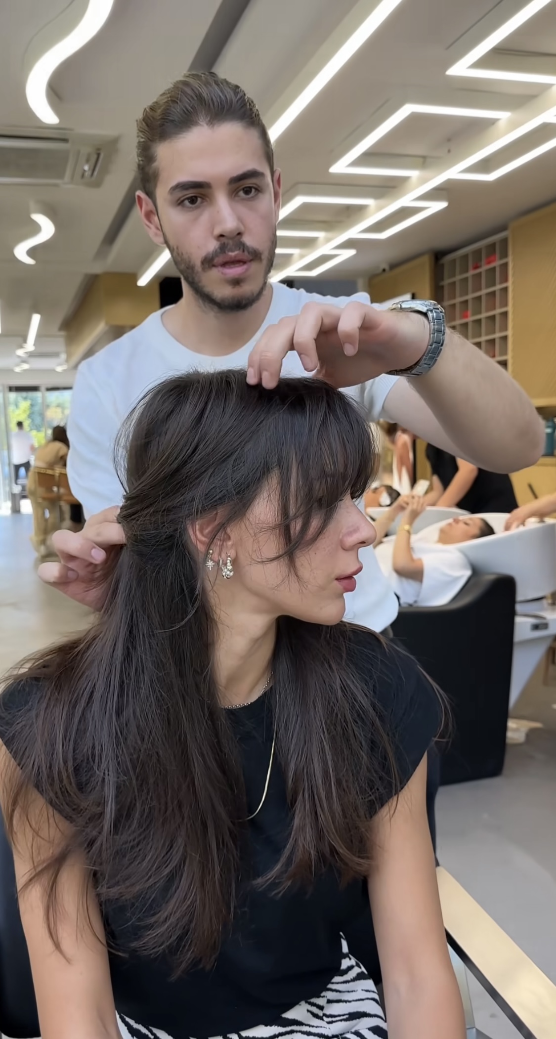 머리 진짜 잘 하는 것 같은 미용사 .jpg | 인스티즈