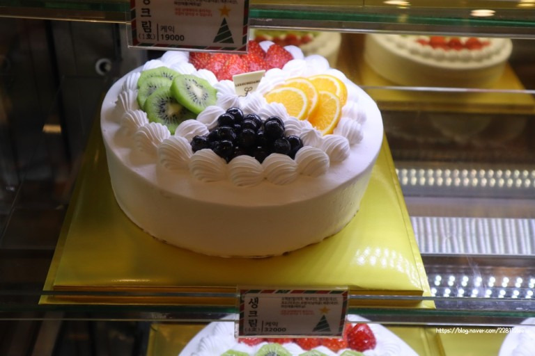 호불호 갈리는 옛날 생크림 케이크.jpg | 인스티즈