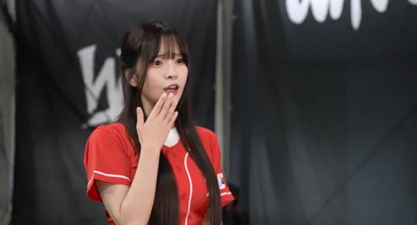 남자들이 시구하는 여자한테 뻑가는 이유.jpg | 인스티즈