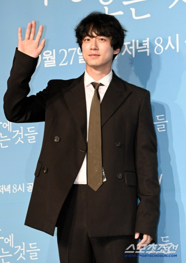 [공식] 사카구치 켄타로, '양다리 논란' 의식했나…부국제 측 "기자간담회 취소" | 인스티즈