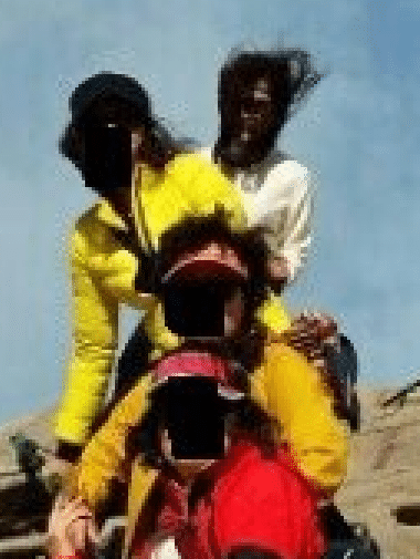 엄마 사진에 찍힌 이상한 여자 | 인스티즈