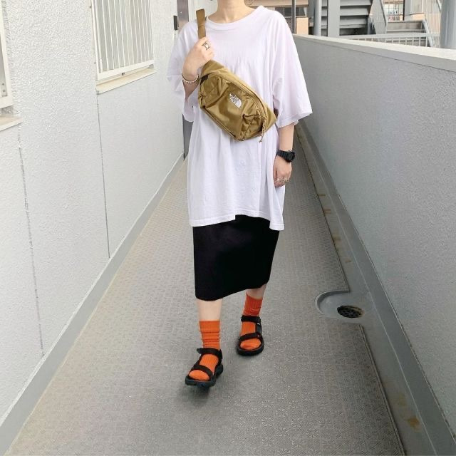 옷 잘 입는 애들은 양말이 킥이야🧦🎨 (34장) | 인스티즈
