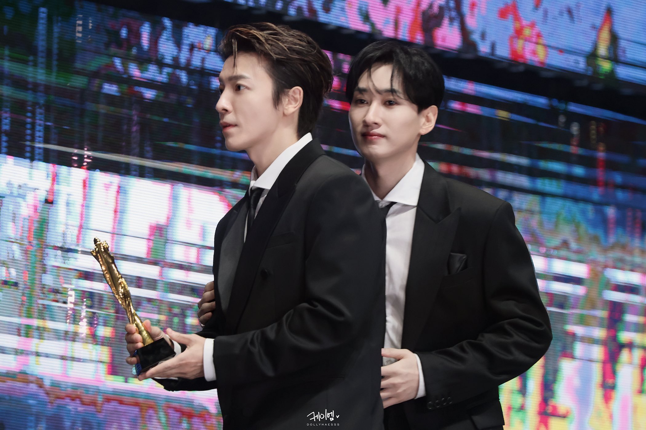 남돌 알페스 계의 제우스X헤라 급이라는 2세대 남돌 커플링 은혁♡동해 1탄 | 인스티즈