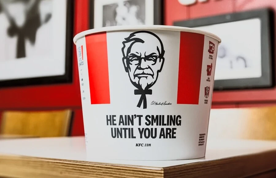 70년만에 로고 바뀐다는 KFC (광고용 이미지래) | 인스티즈