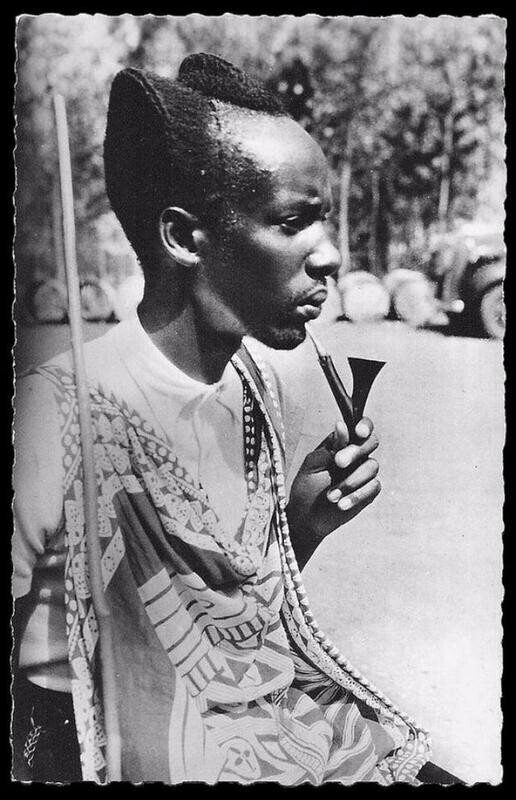 100년 전 사진에 드러난 르완다 전통 헤어스타일 | 인스티즈