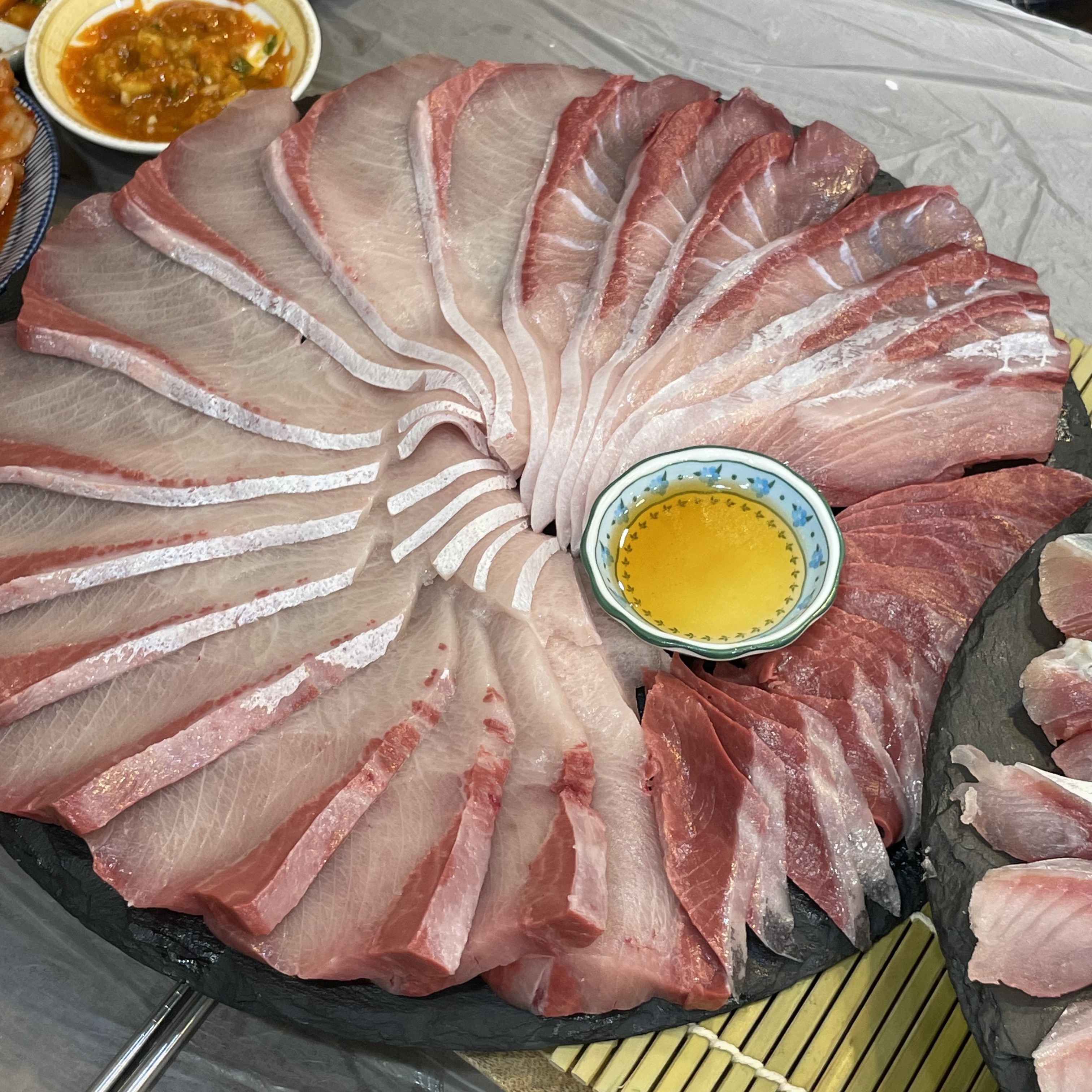 겨울이 오길 기다리는 이유- 대방어.jpg | 인스티즈