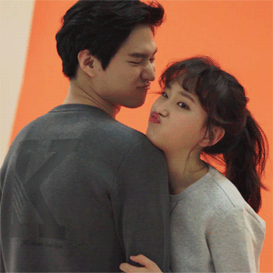 실제 6년 찐친끼리 찍은 키스신.jpg | 인스티즈