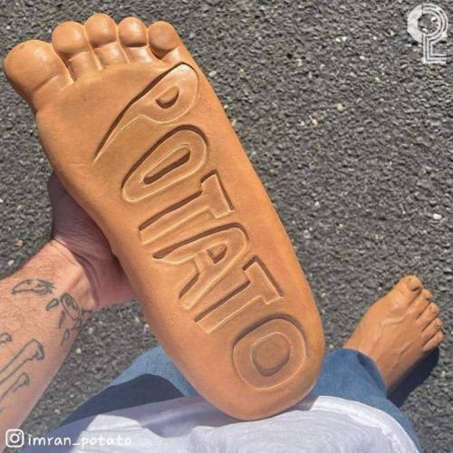 친구랑 만나기로 했는데 이런 신발을 신고 나온다면?.jpg | 인스티즈