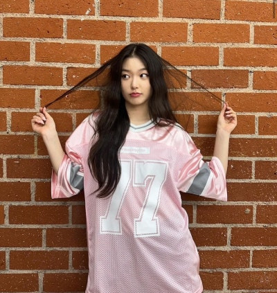 미국젠지 감성🇺🇸 캣츠아이 윤채 사복 모음 | 인스티즈