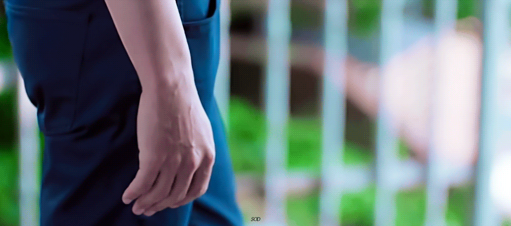 듣는 사람들마다 은근 갈린다는 우즈-Drowning 속 최애 가사.gif | 인스티즈