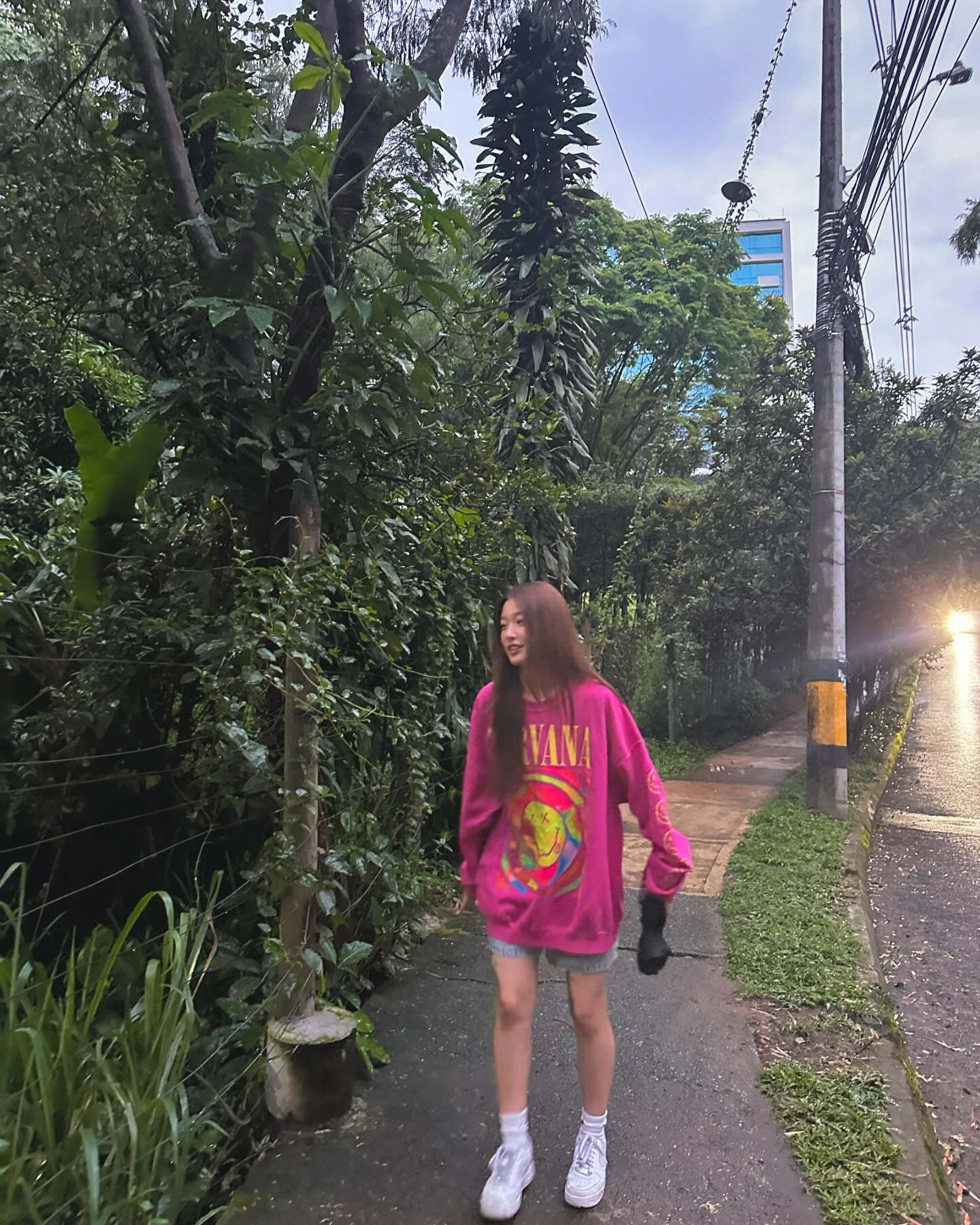 미국젠지 감성🇺🇸 캣츠아이 윤채 사복 모음 | 인스티즈