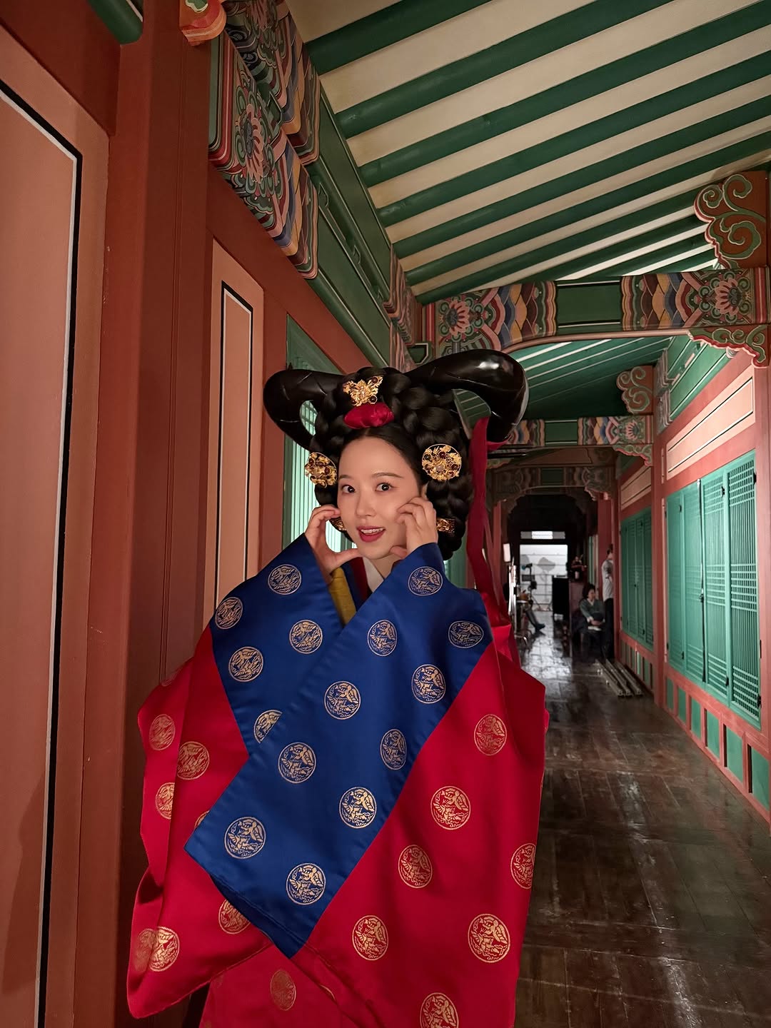 강한나가 연기한 강목주로 보는 '폭군의 셰프' 속 가채머리와 복식 | 인스티즈