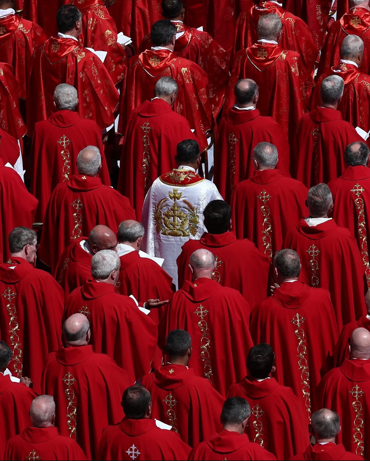 영화 콘클라베처럼 미감 차력쇼 그 자체인 것 같은 사진.jpg | 인스티즈
