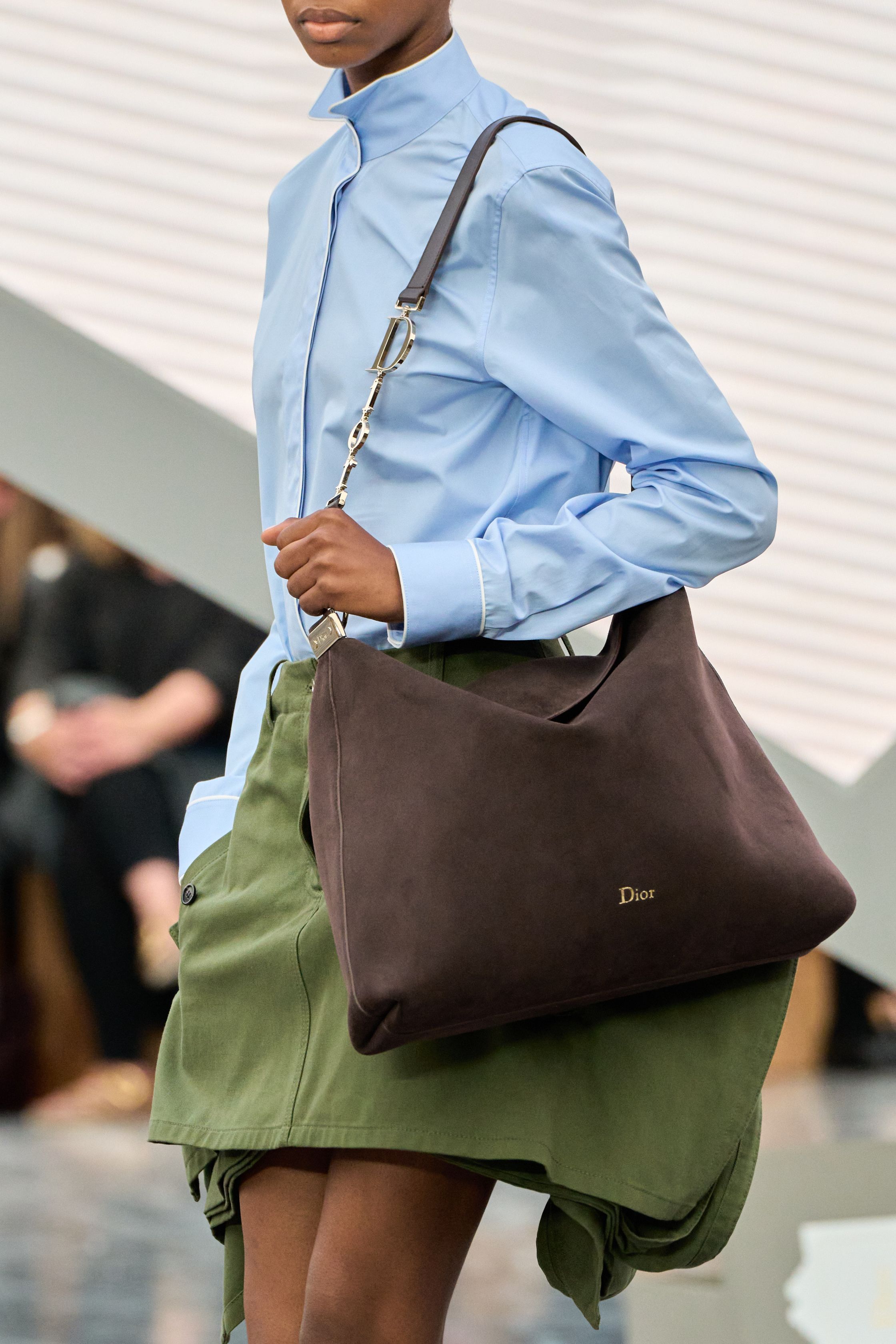 디자이너 교체 후 디올 가방 디자인 | 인스티즈