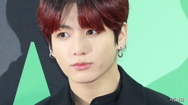 음주운전, 세금체납, 신호위반, 일본우익찬양이 모두 한 그룹인 남돌 | 인스티즈