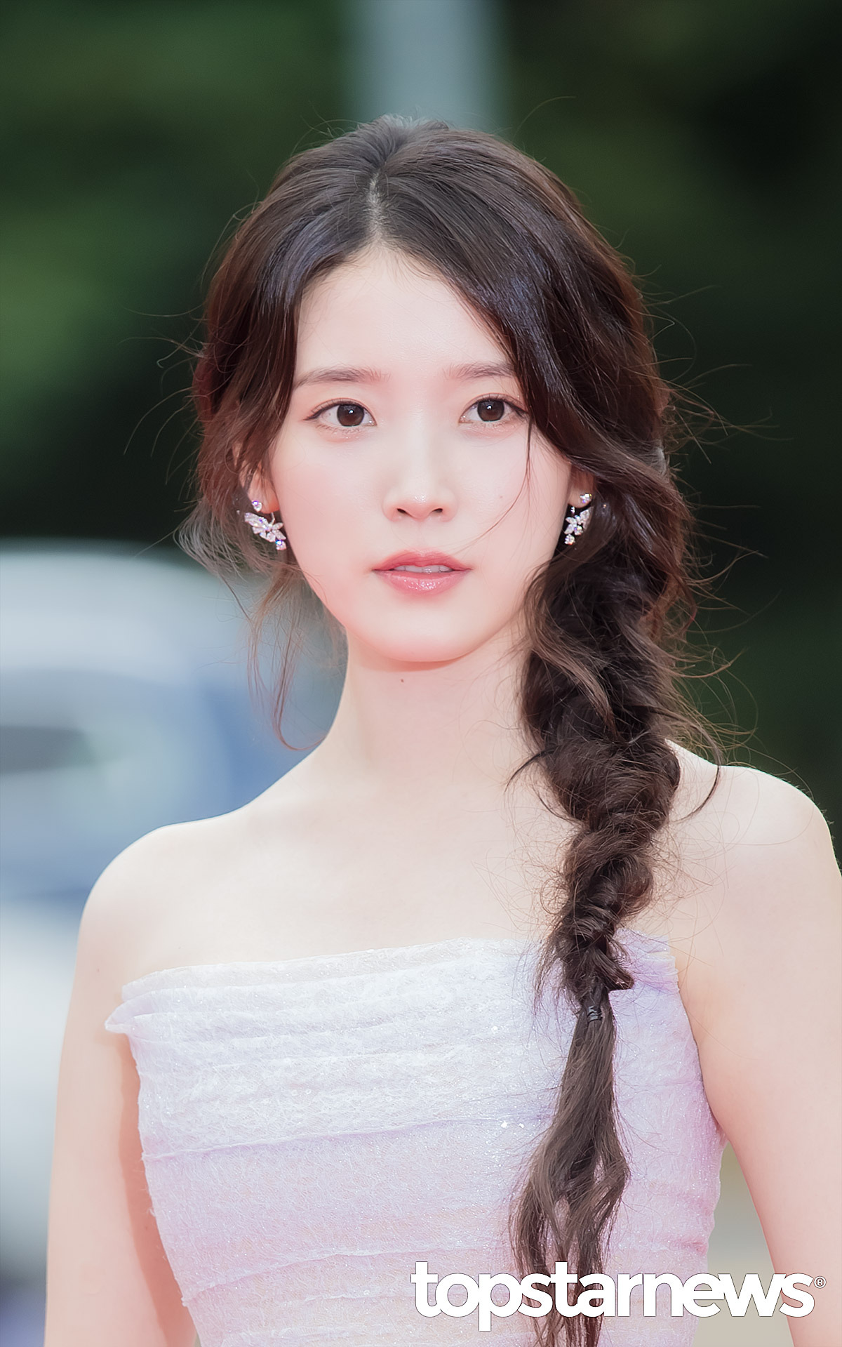 오늘 유독 섹시한 아이유.jpg | 인스티즈