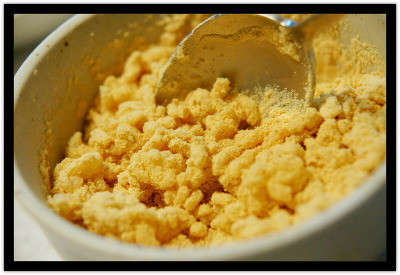 어릴때 먹던음식 '콩가루(혹은 미숫가루)+설탕+밥' 비벼먹기.jpg | 인스티즈