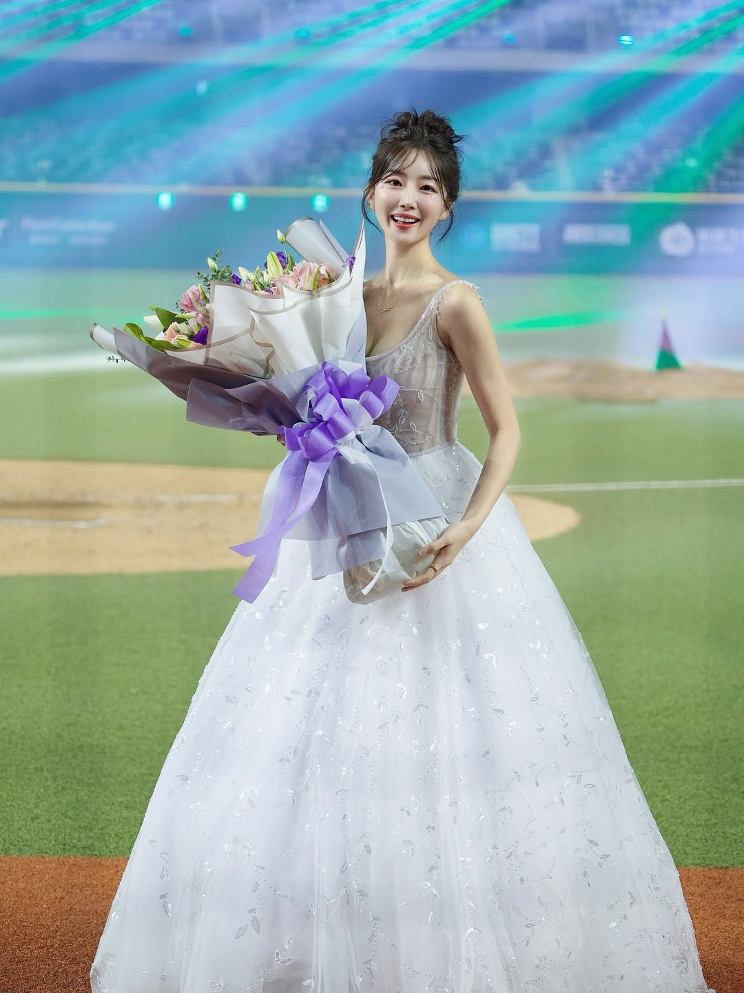 자기랑 결혼해줄거냐고 물어보는 안지현 치어리더 | 인스티즈