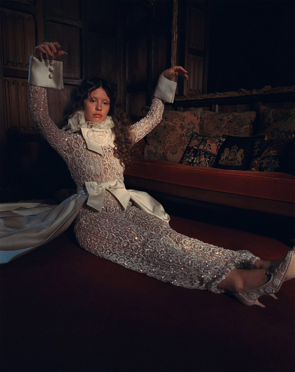 현재 반응 진짜 좋은 미아 고스 화보 | 인스티즈