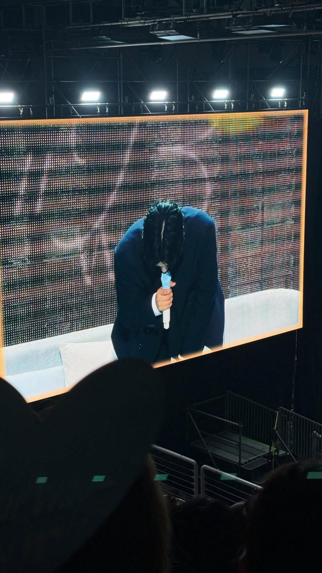 8만원대 공연으로 디너쇼급 공연해준 연예인 | 인스티즈