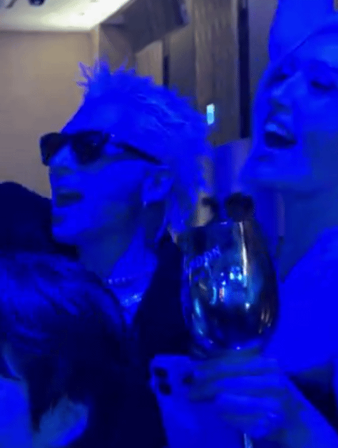 W korea 공계에 올라온 유방암 자선 행사 분위기 모음 .gif | 인스티즈