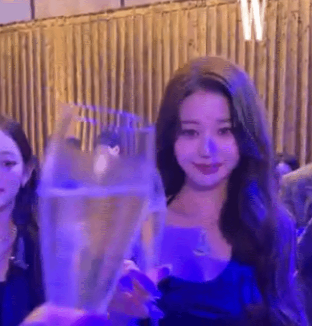 W korea 공계에 올라온 유방암 자선 행사 분위기 모음 .gif | 인스티즈