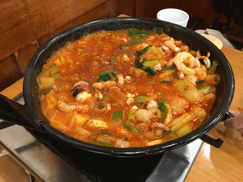 날 쌀쌀해지니까 갑자기 땡기는 음식.gif | 인스티즈