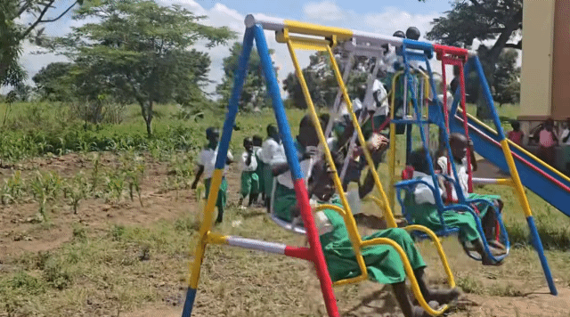 명품 뭐 살지 한참 고민하다가 ⋯ | 인스티즈