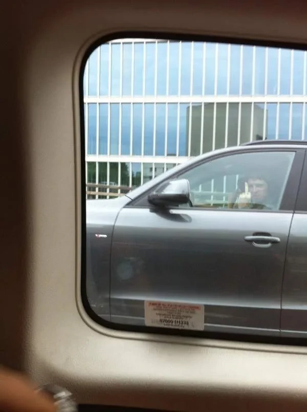 영국 밴드 오아시스의 기이한 삶...jpg | 인스티즈