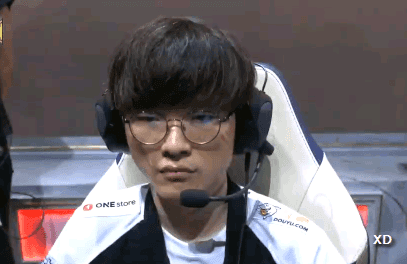 당시 우승 3번 먹은 페이커도 중압감 시달렸던 장면.gif | 인스티즈