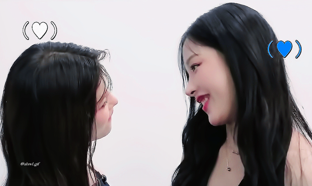 염천커플 같다는 뉴진스 민지, 다니엘 셀카 | 인스티즈