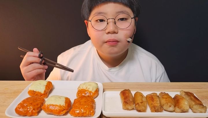 대창+불닭쌈 먹방한 초딩이 느낀 대창 맛 | 인스티즈