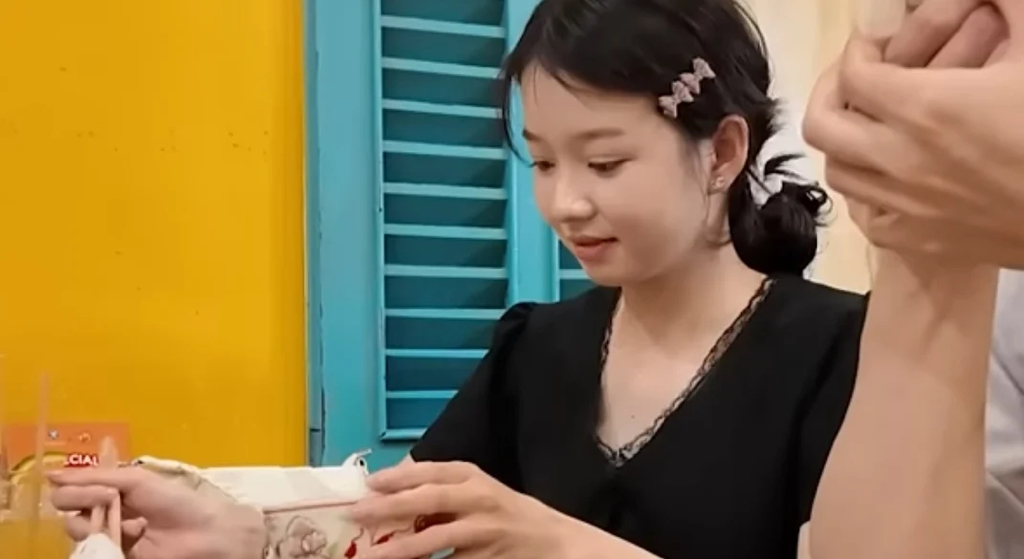 20세 베트남 신부와 결혼한 32살 공기업 신랑.jpg | 인스티즈