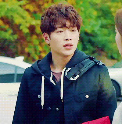 서강준 박보검 vs 박보검 서강준 골라보는 곱하기 글.gif | 인스티즈