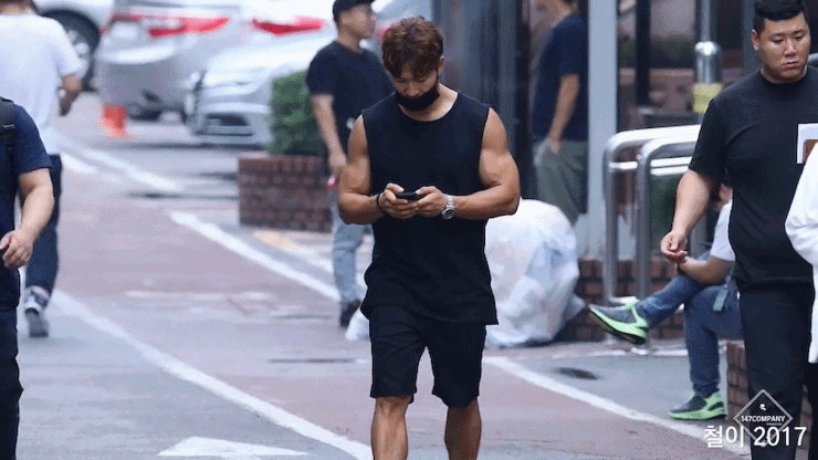 김종국 어깨 근육 | 인스티즈