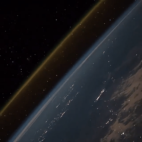 우주에서 바라 본 로켓 발사 | 인스티즈