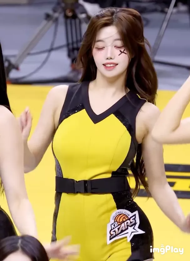 요즘 새롭게 떠오르고 있다는 강지은 치어리더 | 인스티즈