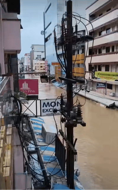 80명 넘게 사망했다는 태국 홍수 | 인스티즈