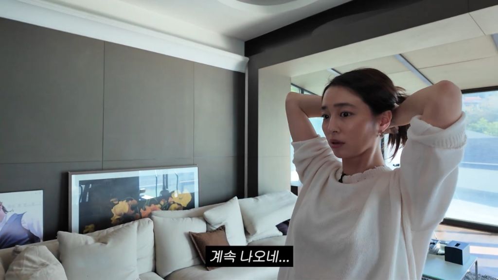 이민정이 잘 나왔다고 집 여러 곳에 걸어둔 이병헌 사진 | 인스티즈