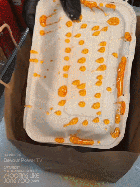 뇌절 온 미국의 단짠음식.gif | 인스티즈